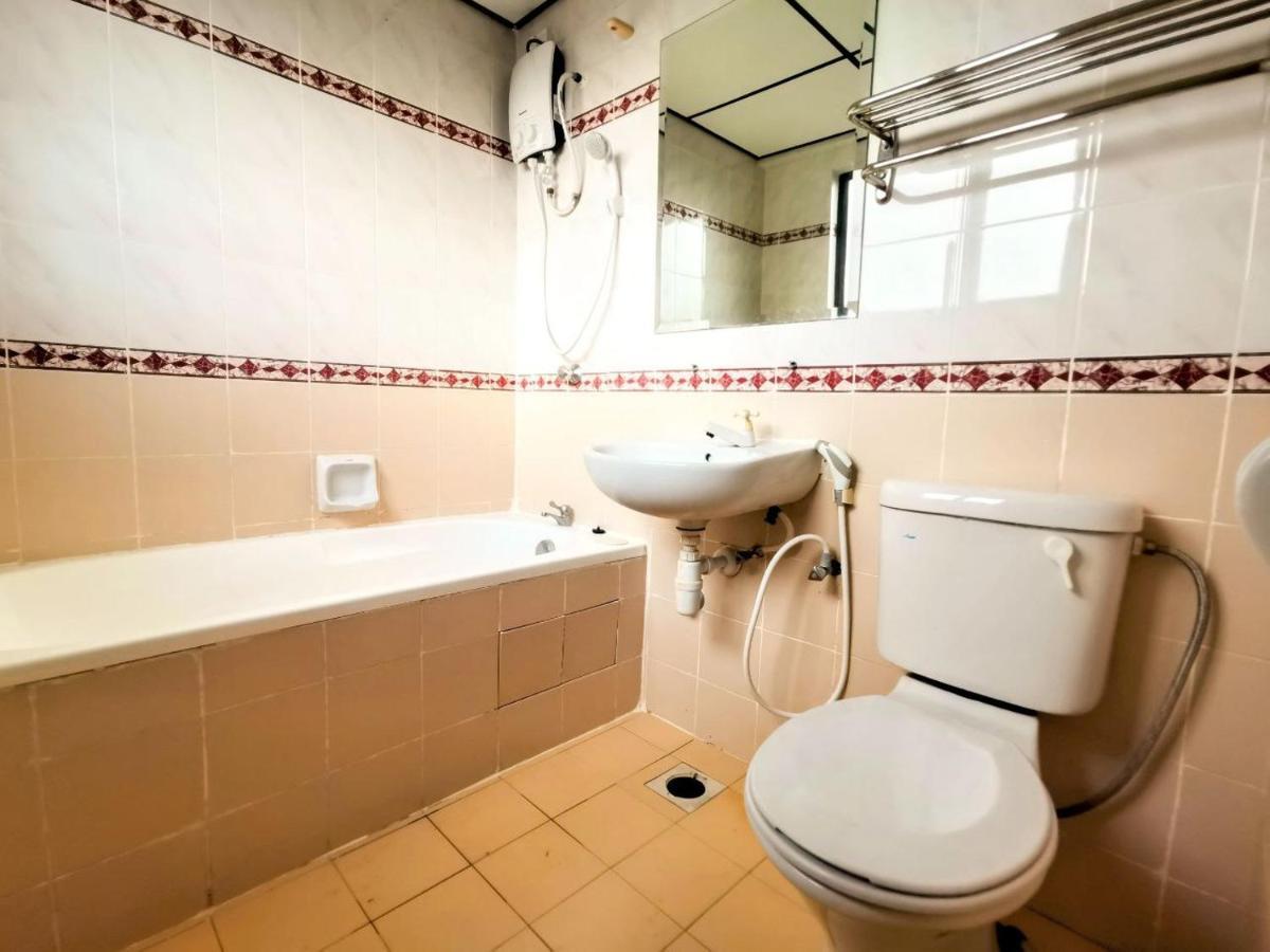 Dsavoy Afamosa Melaka Apartment Екстериор снимка